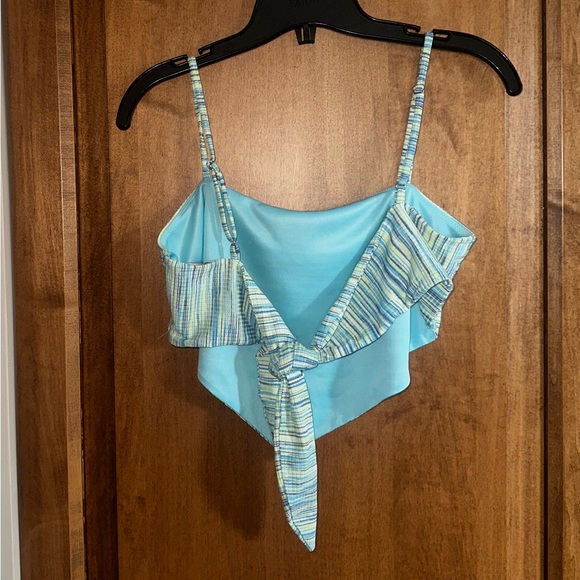 Striped crop top - Picture 2 of 3